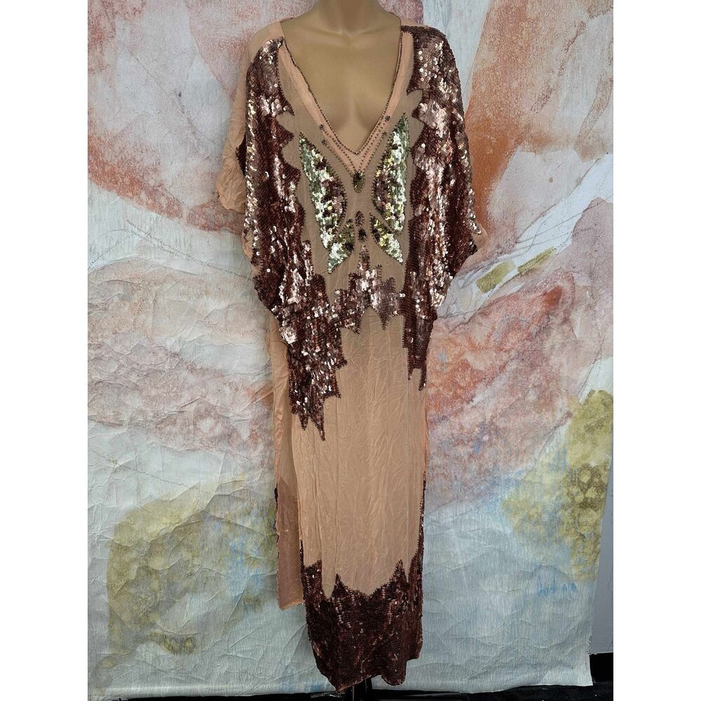 Free People Jen’s Pirate Booty Ritual Queen Peach Sequin Embellished Kaftan XS/S - Picture 7 of 14